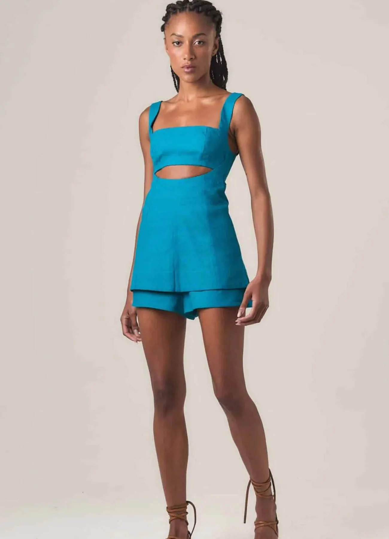 Bata de linho azul-netuno